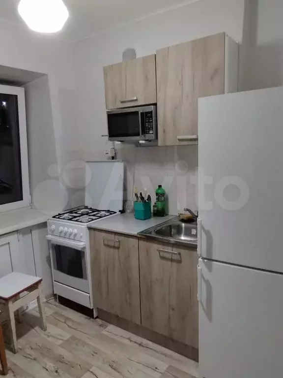 3-к. квартира, 56 м, 4/5 эт. - Фото 0