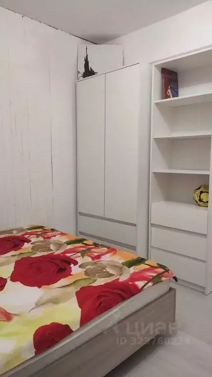 3-к кв. Калужская область, Калуга ул. Карла Либкнехта, 15 (50.0 м) - Фото 1