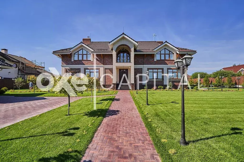 Дом в Москва д. Зименки, Антоновка кп,  (712 м) - Фото 1