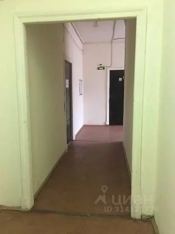 Торговая площадь в Санкт-Петербург Дегтярная ул., 5-7 (23 м) - Фото 0