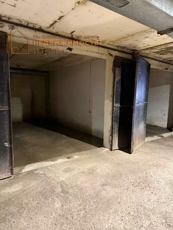 Гараж в Башкортостан, Нефтекамск Центр жилрайон, 5-й мкр,  (23 м) - Фото 1