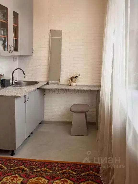 Комната Алтай, Горно-Алтайск ул. Григория Чорос-Гуркина, 58 (13.1 м) - Фото 2