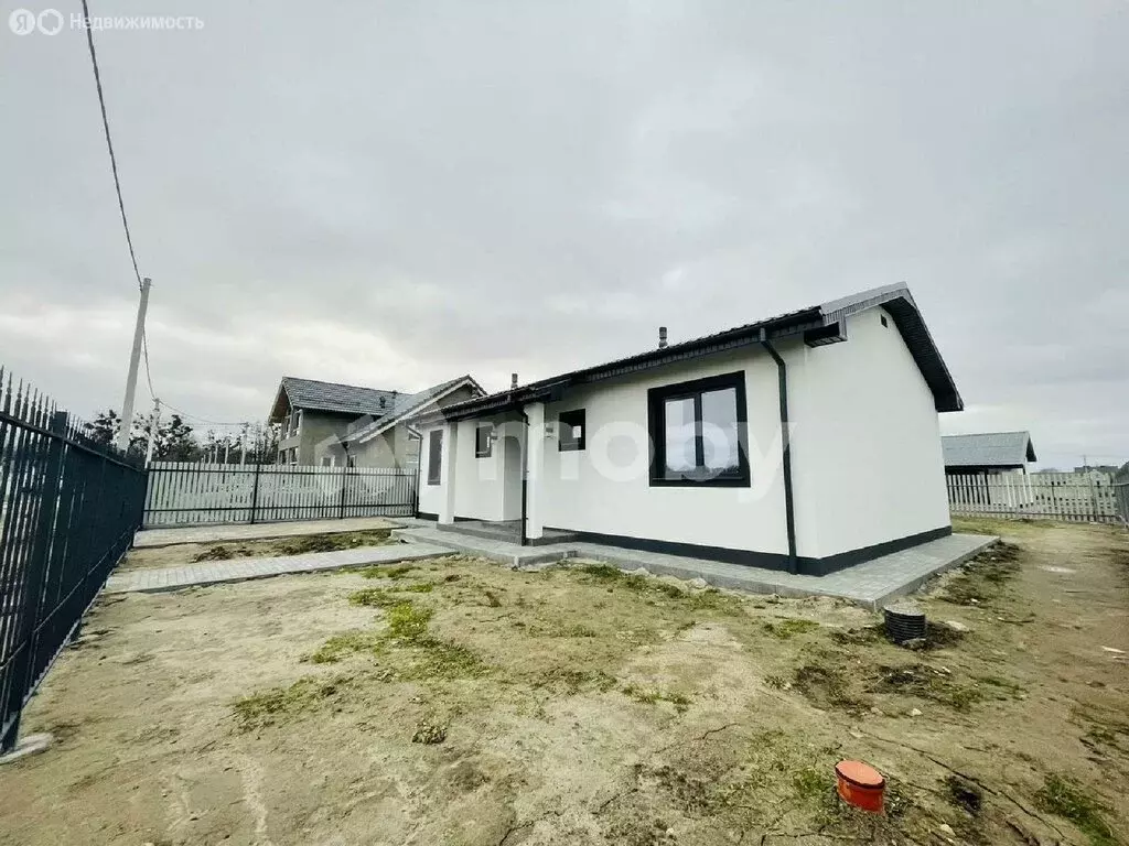 Дом в Калининградская область, Гурьевский муниципальный округ, посёлок ... - Фото 1