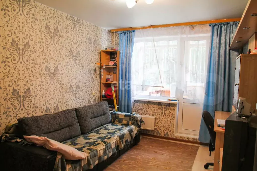 Комната 16 м в 5-к., 1/9 эт. - Фото 1