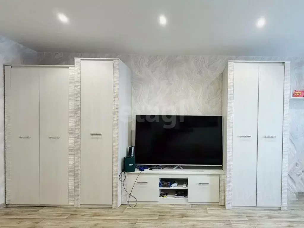 2-к кв. Вологодская область, Череповец ул. Монтклер, 10к1 (53.2 м) - Фото 2