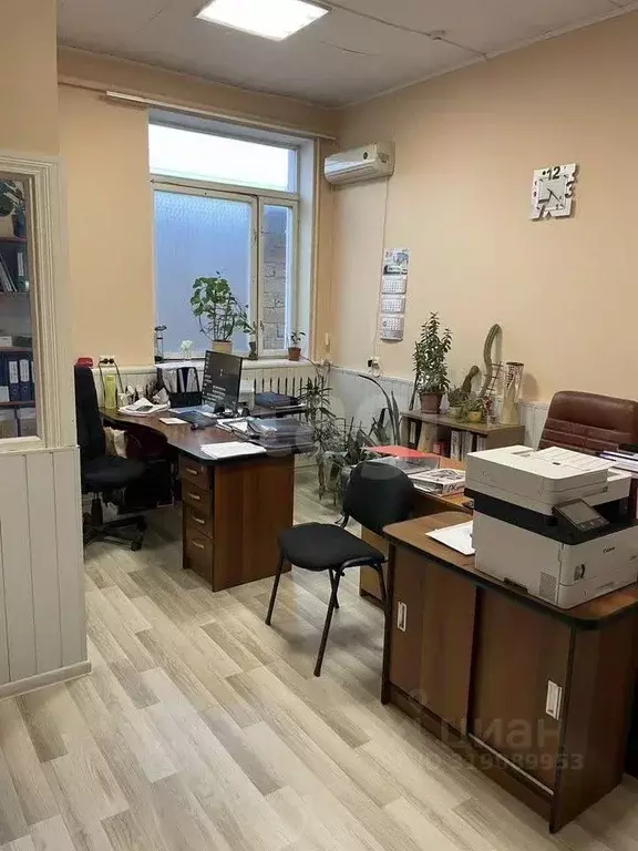 Офис в Крым, Симферополь просп. Победы (25 м) - Фото 1