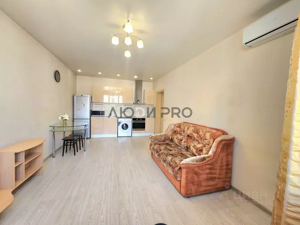 3-к кв. Алтайский край, Барнаул ул. Анатолия, 35А (53.7 м) - Фото 1