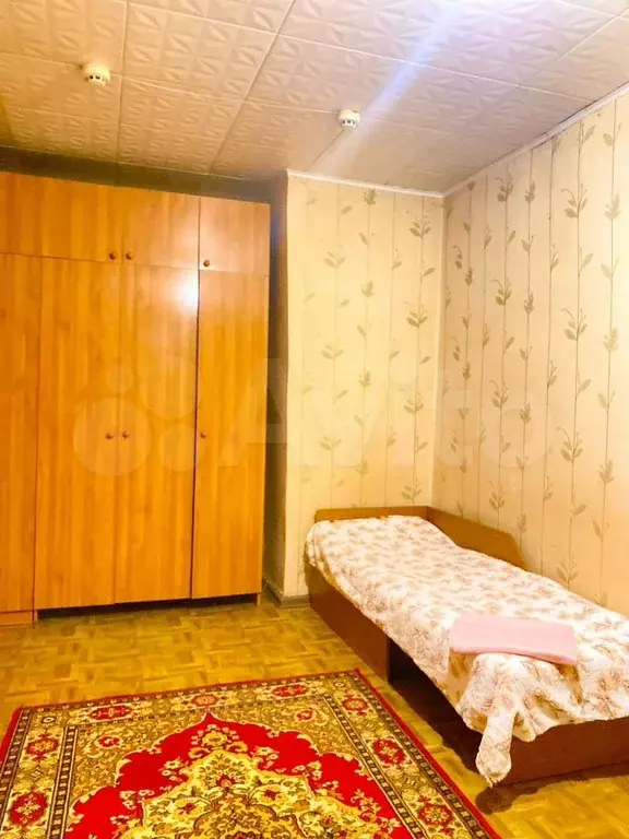 Комната 13 м в 1-к., 5/5 эт. - Фото 1