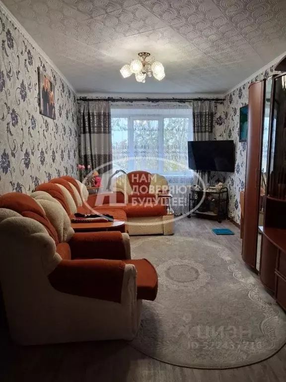 3-к кв. Пермский край, Губаха Октябрьский просп., 16 (60.4 м) - Фото 1