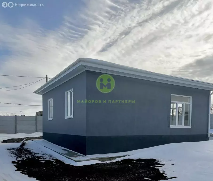 Дом в Симферопольский район, село Трудовое (70 м) - Фото 1