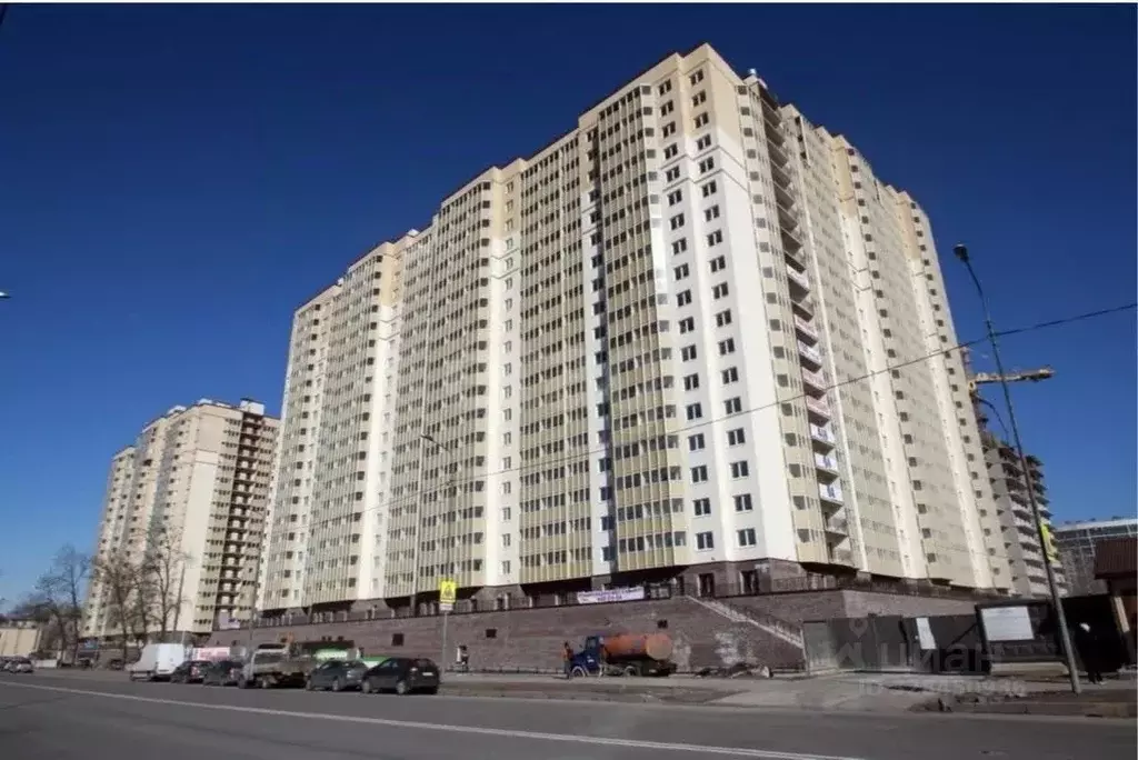 Гараж в Санкт-Петербург ул. Бабушкина, 84к1 (15 м) - Фото 1