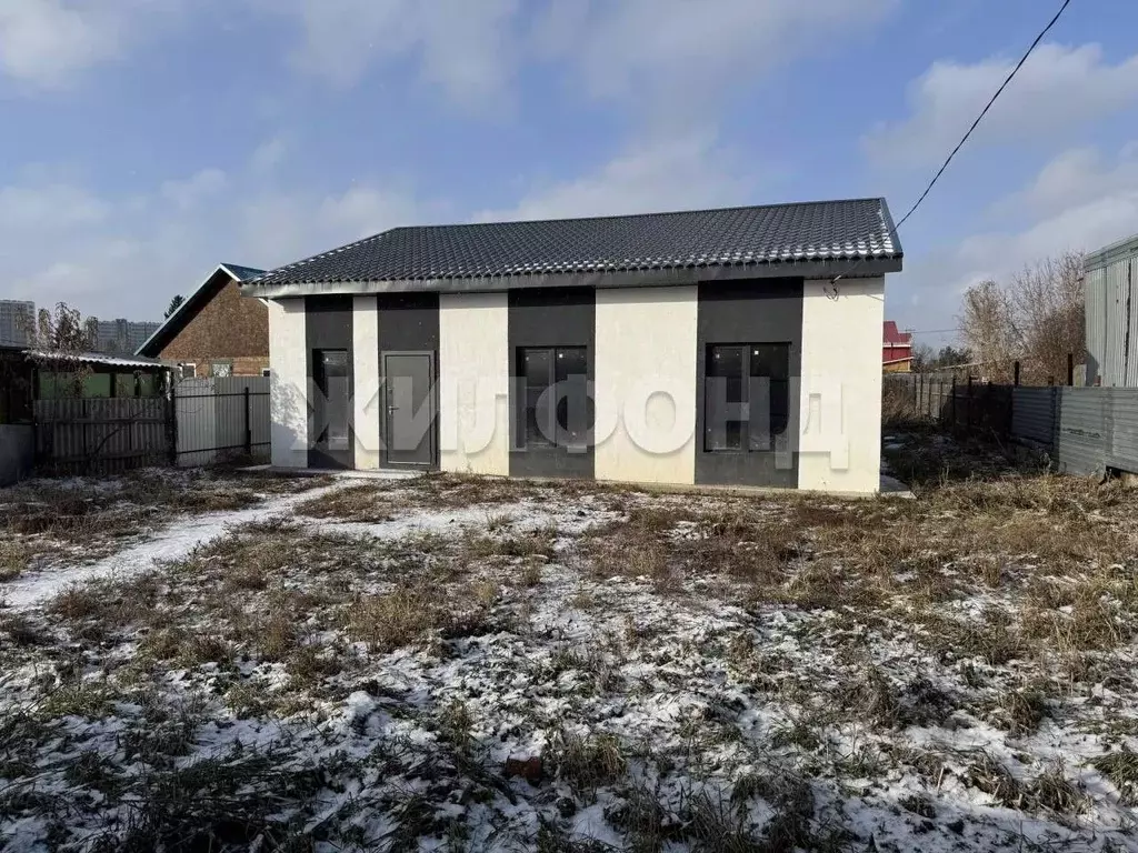 Дом в Новосибирская область, Обь ул. Байдукова (100 м) - Фото 1