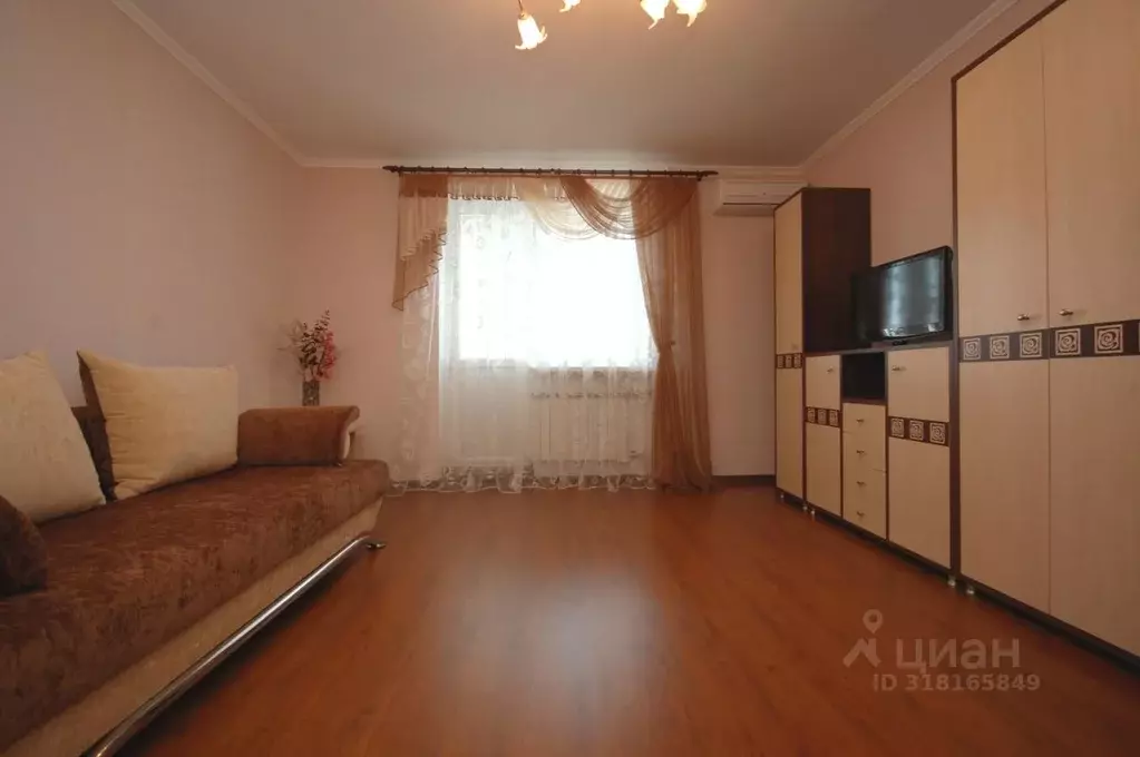 1-к кв. Крым, Евпатория просп. Победы, 10А (37.0 м) - Фото 1