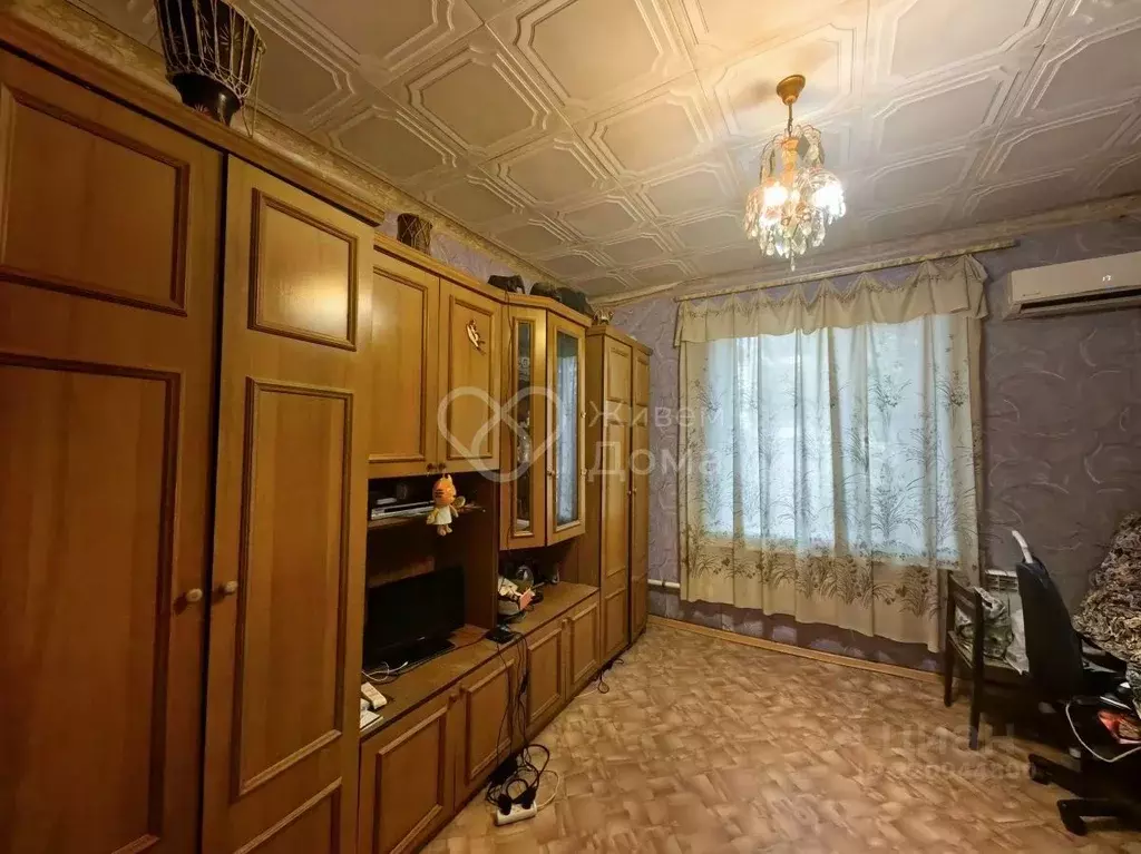 1-к кв. Волгоградская область, Волгоград ул. Арсеньева, 3 (31.9 м) - Фото 0