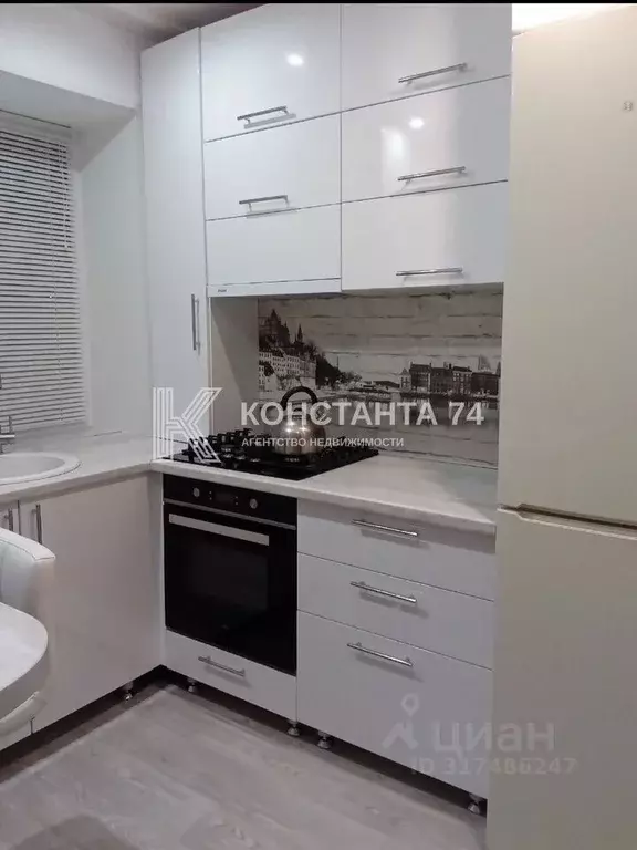 2-к кв. Челябинская область, Челябинск ул. Героев Танкограда, 27 (44.6 ... - Фото 0