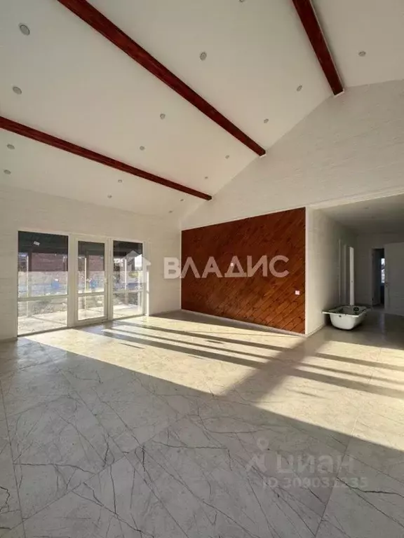 Дом в Калужская область, Жуковский муниципальный округ, Чубарово ... - Фото 1