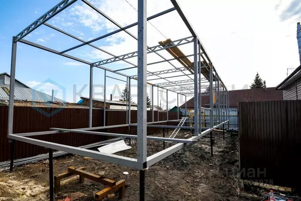 Участок в Омская область, Омск пос. Амурский, ул. Сурикова (3.7 сот.) - Фото 1