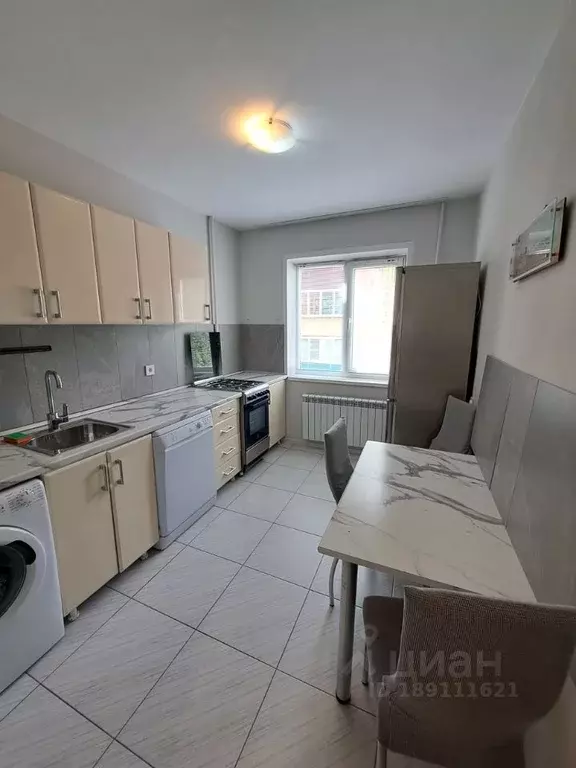 3-к кв. Липецкая область, Липецк ул. М. Горького, 11 (65.0 м) - Фото 1