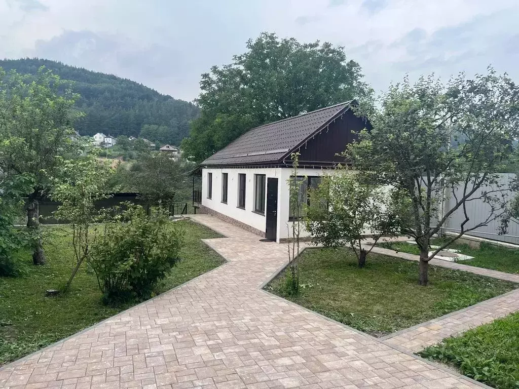 Дом в Ставропольский край, Кисловодск Прудная ул., 97А (50 м) - Фото 1