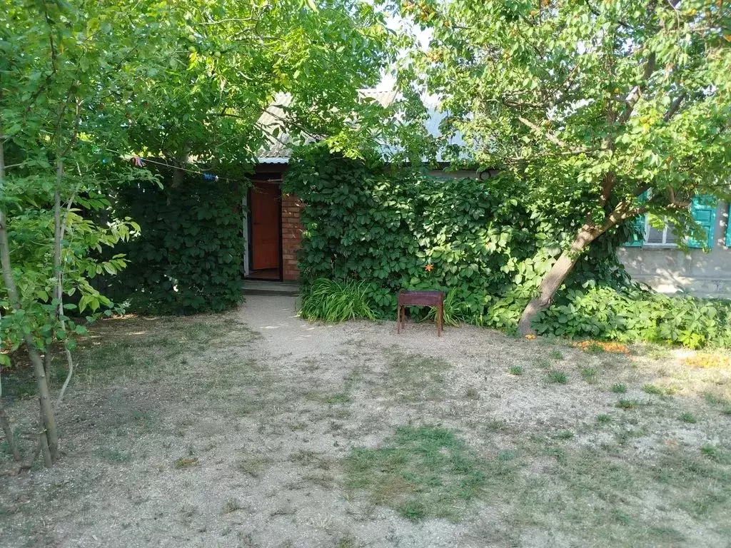 Дом в Краснодарский край, Ейский район, Должанская ст-ца Полевой пер., ... - Фото 2