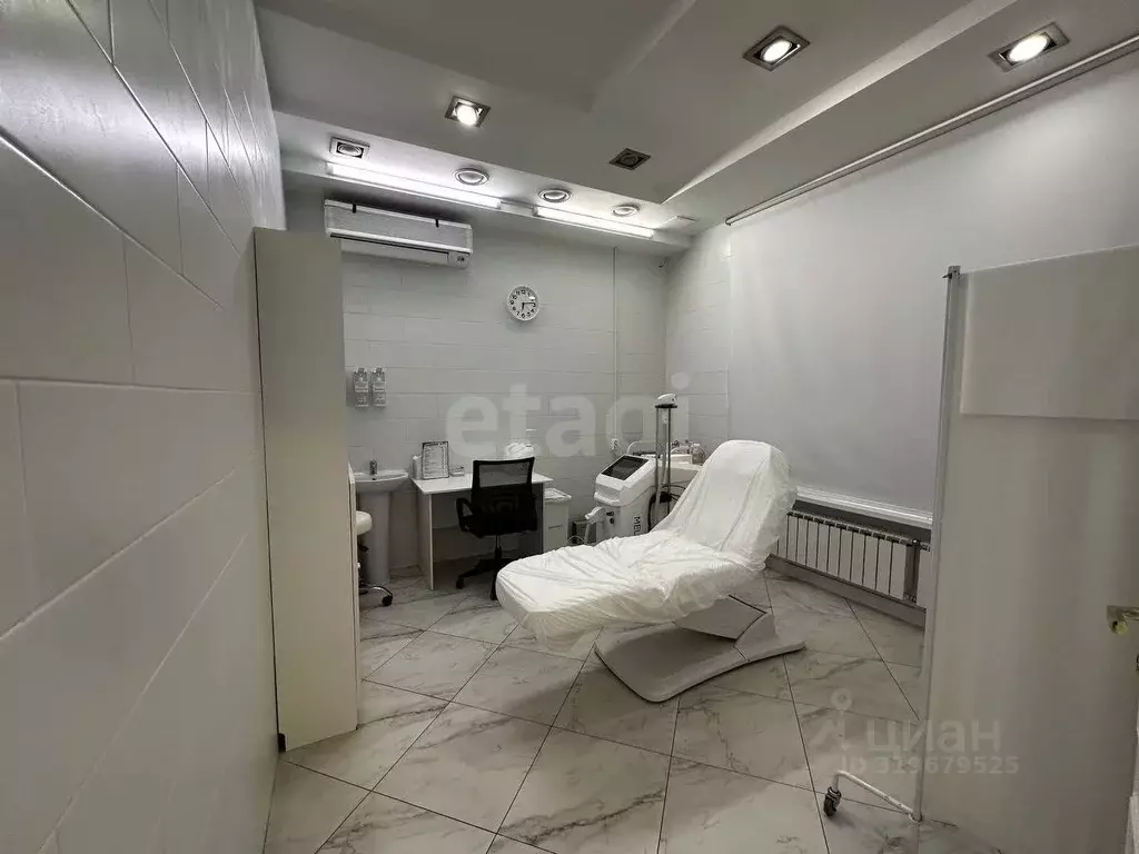 Помещение свободного назначения в Санкт-Петербург 7-я Советская ул., ... - Фото 0