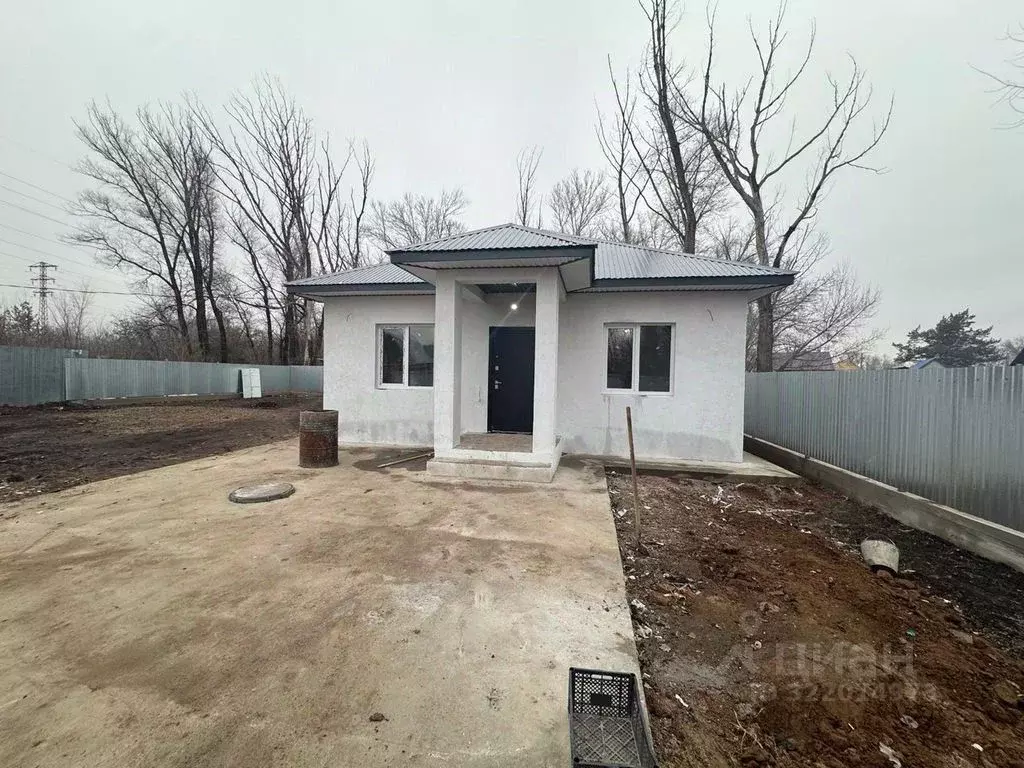 Дом в Оренбургская область, Оренбургский район, Весенний сельсовет, ... - Фото 1