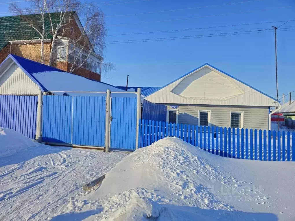 Дом в Омская область, Калачинск ул. Новоселов, 8 (81 м) - Фото 1