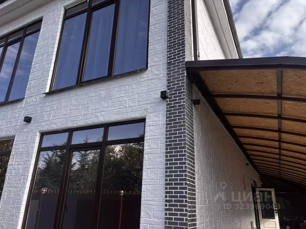 Дом в Краснодарский край, Сочи ул. Худякова, 50 (180 м) - Фото 1