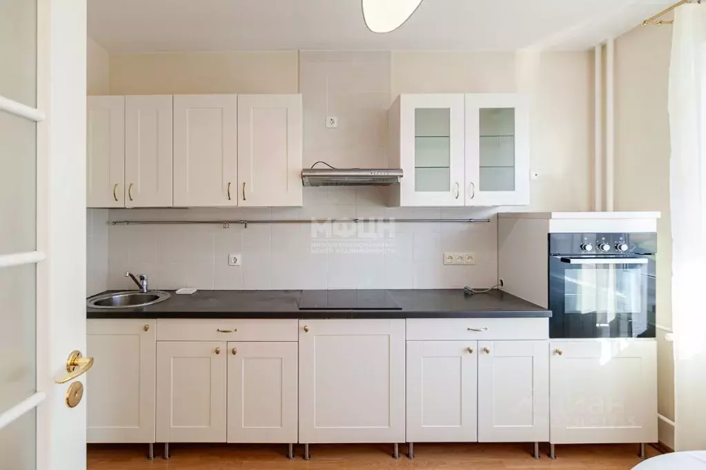 2-к кв. Карелия, Петрозаводск наб. Варкауса, 27к2 (44.1 м) - Фото 0