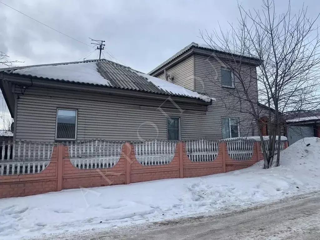 Дом в Красноярский край, Красноярск ул. Володарского (144 м) - Фото 1