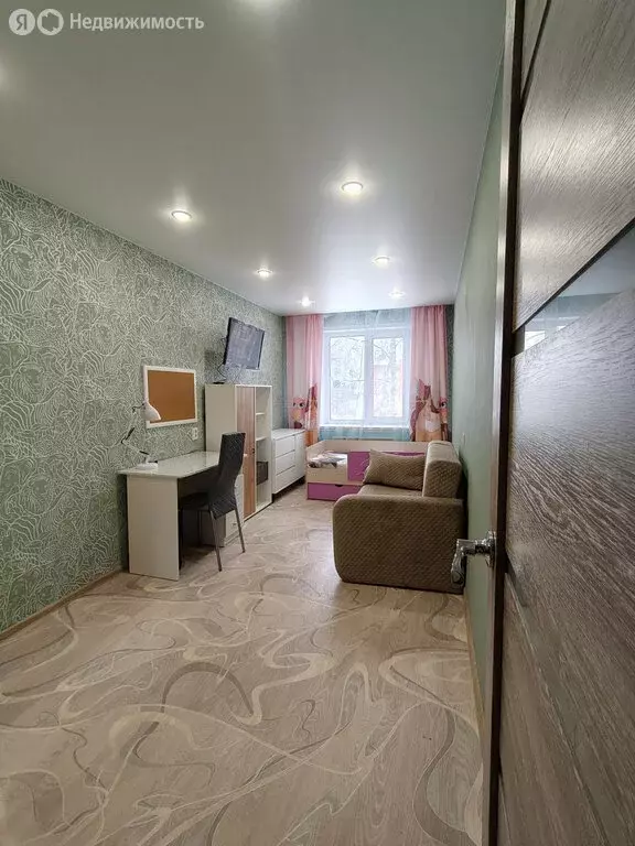 2-комнатная квартира: посёлок Майский, 7 (45.1 м) - Фото 1