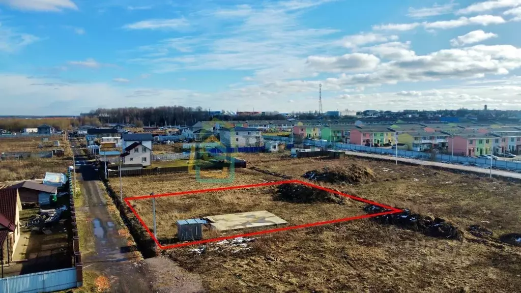 Участок в Ленинградская область, Тосненский район, Федоровское ... - Фото 0