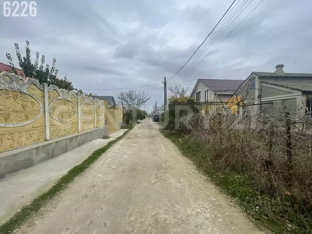 Участок в Крым, Евпатория Уют садовое товарищество, аллея 2-я (4.1 ... - Фото 2