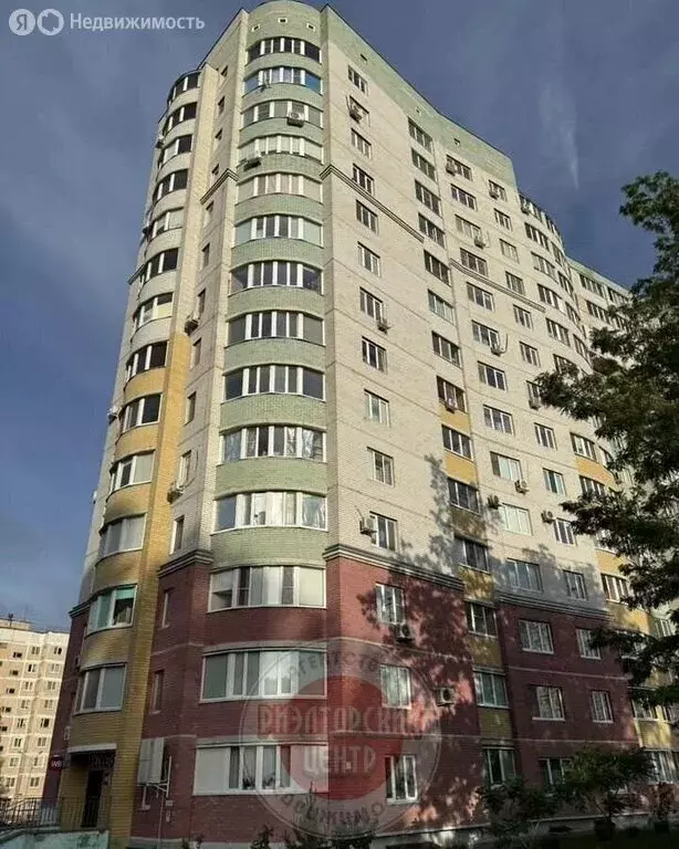 2-комнатная квартира: Белгород, 10-й микрорайон, улица 60 лет Октября, ... - Фото 1