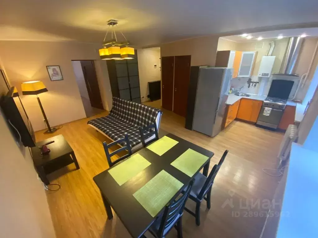 2-к кв. Татарстан, Казань ул. Лейтенанта Шмидта, 48 (50.0 м) - Фото 0