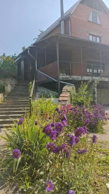 Дом в Ставропольский край, Предгорный муниципальный округ, пос. ... - Фото 0