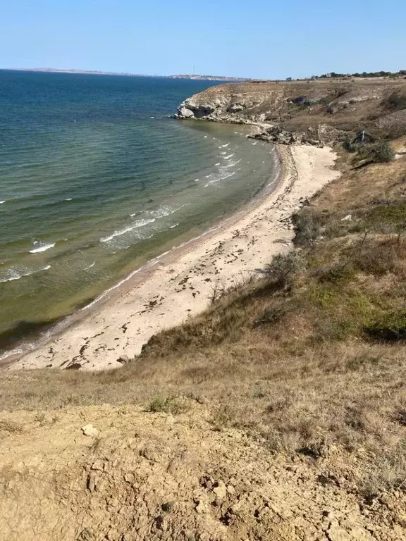 Участок в Крым, Ленинский район, с. Калиновка  (10.0 сот.) - Фото 0