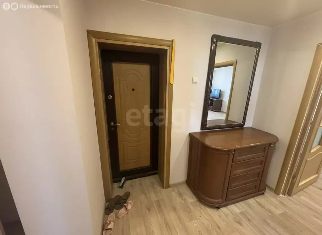 2-комнатная квартира: Южно-Сахалинск, Карьерная улица, 49 (56.1 м) - Фото 2