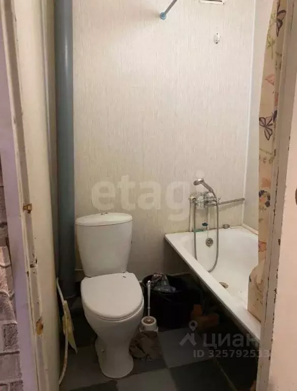 2-к кв. Калужская область, Село Ферзиково с/пос, с. Ферзиково 11 (40.8 ... - Фото 2