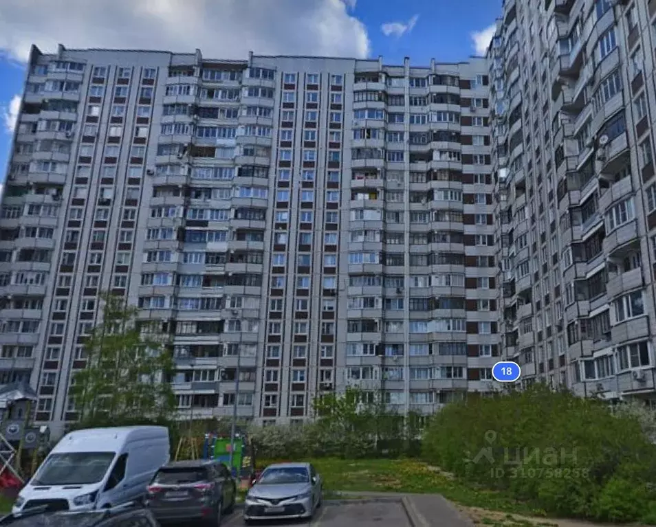 3-к кв. Московская область, Черноголовка Школьный бул., 18 (72.5 м) - Фото 0