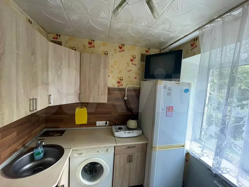 1-к. квартира, 30 м, 2/5 эт. - Фото 1