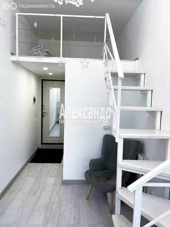 1к в 7-комнатной квартире (8 м) - Фото 1
