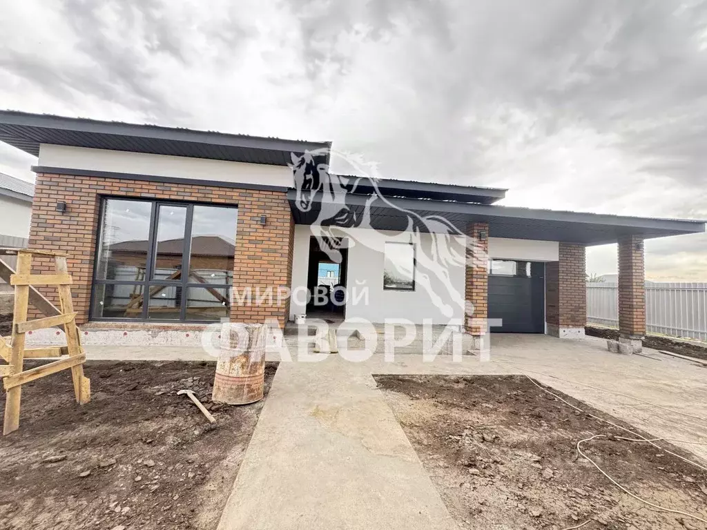 Дом в Оренбургская область, Оренбургский район, Подгородне-Покровский ... - Фото 1