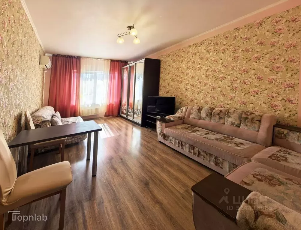 1-к кв. Краснодарский край, Новороссийск Южная ул., 21 (39.0 м) - Фото 1