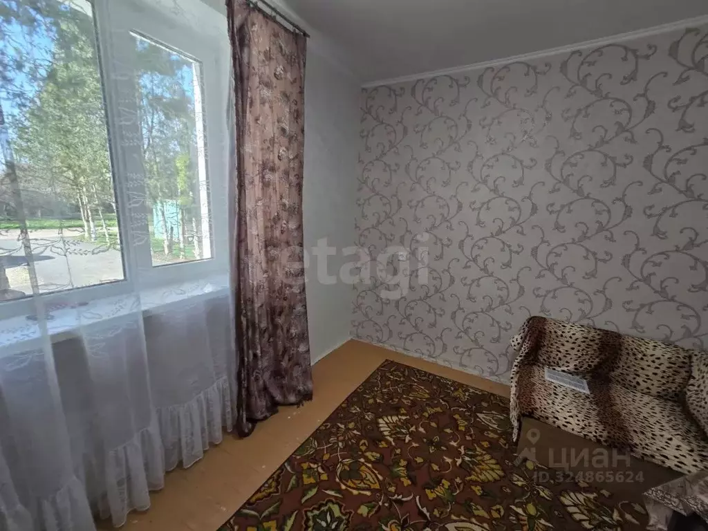 2-к кв. Крым, Сакский район, с. Митяево ул. Советская (45.6 м) - Фото 1