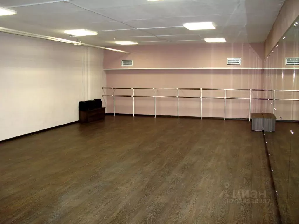 Помещение свободного назначения в Алтайский край, Барнаул тракт ... - Фото 2