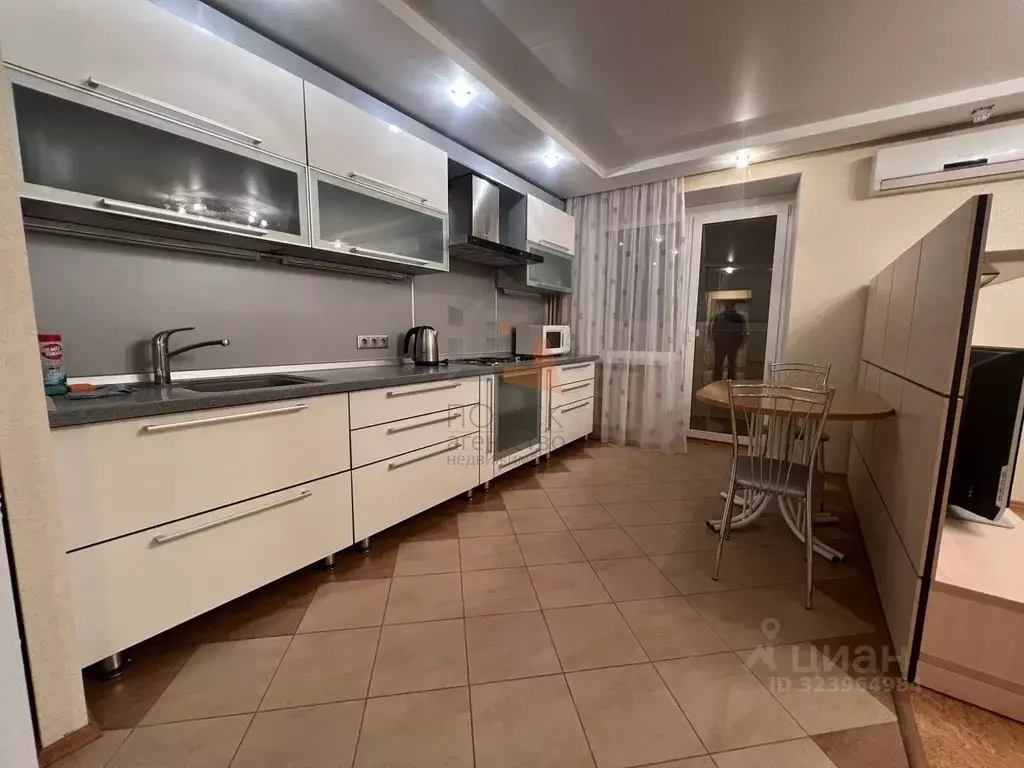 2-к кв. Кировская область, Киров ул. Маклина, 53 (50.0 м) - Фото 1