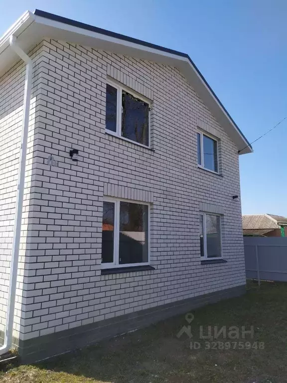 Дом в Ростовская область, Кагальницкий район, Кировская ст-ца Вишневая ... - Фото 1