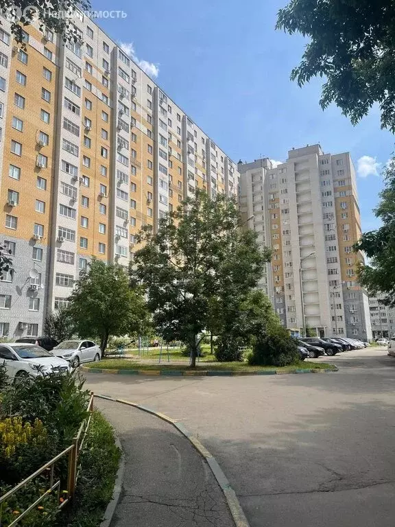 2-комнатная квартира: Нижний Новгород, Заречный бульвар, 5 (60 м) - Фото 0