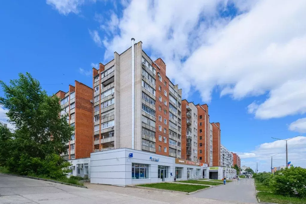 2-к кв. Кировская область, Кирово-Чепецк просп. Россия, 32 (43.7 м) - Фото 1